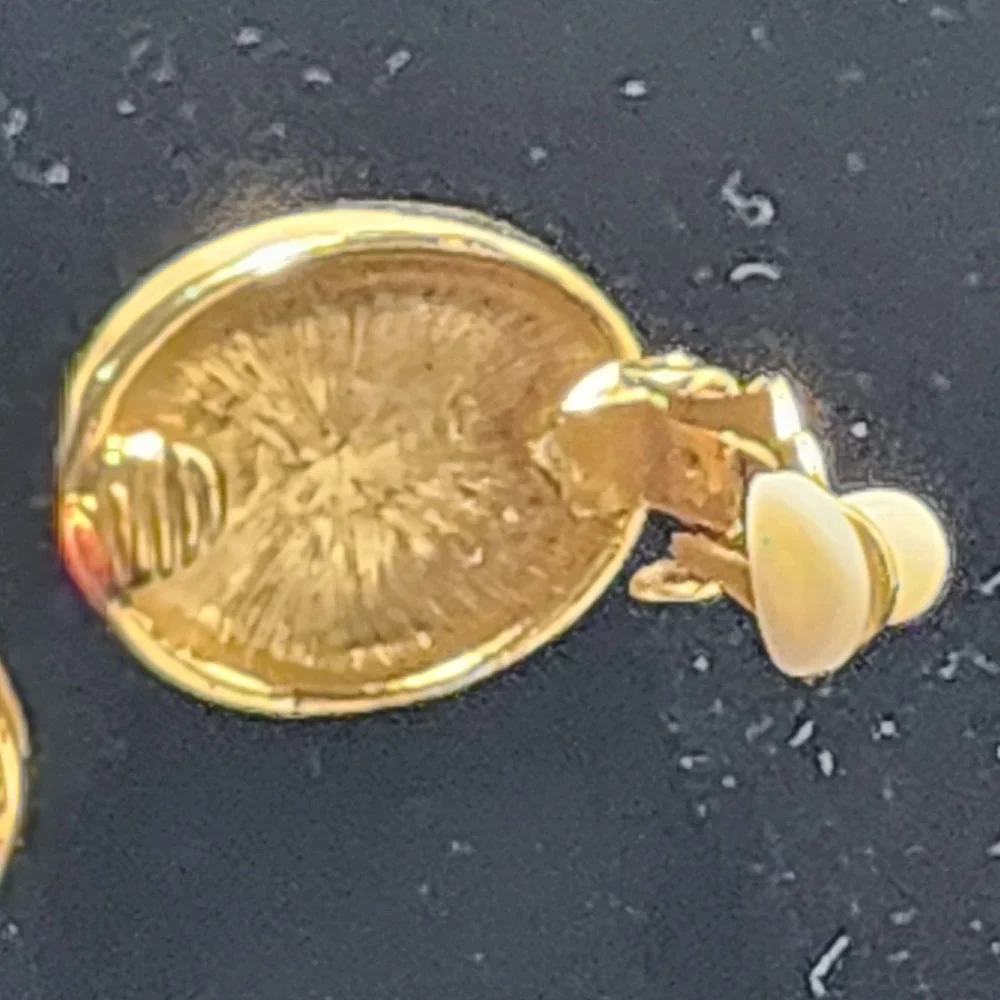 Vintage Gold Tone Red Cabochon Oval Clip On Earrings Statement Studs